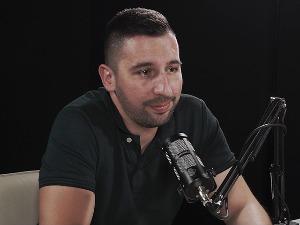 Марко Обрадовић: Жене у Србији желе да доје, али стереотипи могу да их униште