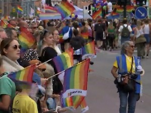 Parada ponosa u Stokholmu – borba za prava ili komercijalni festival