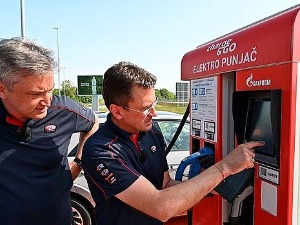  САТ-Патрола Србијом на струју - колико има електричних пуњача?
