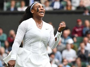 Серена прославила победу после 14 месеци