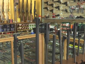 Пуцање у ваздух није безазлено, јер метак мора негде да падне - ваздушну пушку може набавити било ко