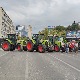 Пољопривредници протестују код Покрајинске владе, одустали од радикализације