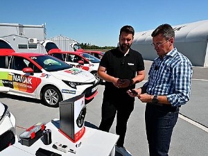 САТ-Колико тамне фолије на стаклима заиста штите од сунца