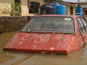 Велике поплаве на северу Нигерије – погинуло најмање 50 особа, стотине евакуисаних