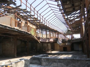 Власници кинеских локала заглављени у бирократији, не могу да санирају штету у блоку 70 