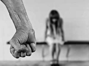 Један шамар је насиље, зашто млади у Србији сматрају да ипак није