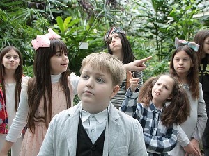 Мина прелази нивое - Мина у борби против трачева