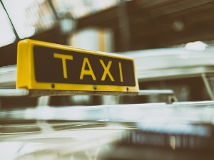 Da li je klima obavezna u taksi vozilima i ima li kazne za one koji voze bez nje 