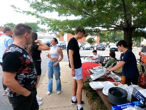 Млади подржали оснивање културног центра у чикашком насељу Лајонс