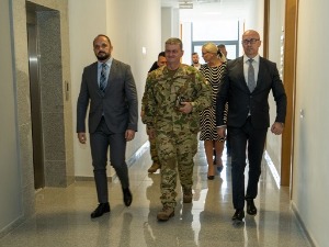 Ракић и четири градоначелника од команданата КФОР-а затражили заштиту српског народа