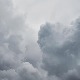 Висока влажност ваздуха, облаци и могући пљускови, температура до 30 степени
