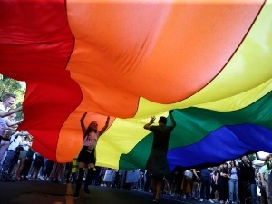 Милетић: Држава може да обезбеди ЛГБТ заједницу као што обезбеђује навијаче