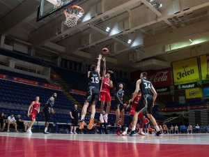 Звезда сигурна и у другој провери, пао и Клуж
