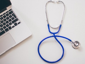 Све здравствене услуге на један "клик" – колико смо одмакли