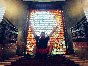 Широм затворених очију: Ди-џеј Кристијан Молнар