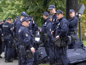 Полиција у центру Београда, затворене многе улице