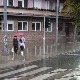 Хладно и ветровито, постепени престанак падавина