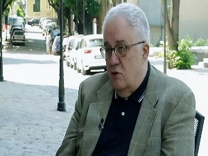  Остави све и читај:  Владимир Костић	