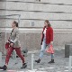 Смена сунца и облака, понегде киша и пљускови