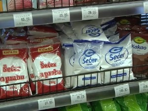 Због повећане тражње, у прокупачким продавницама несташица шећера и млека 