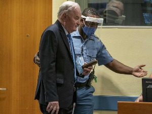 Ратко Младић отпуштен из болнице и враћен у затвор