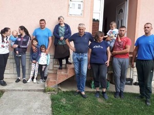 Квадратура круга-Слога кућу гради