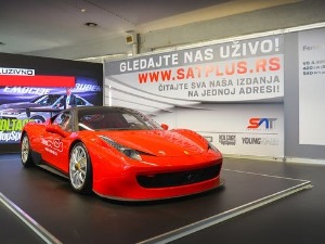 САТ: Возили смо сајамске премијере