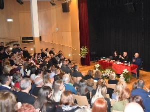 Беч: Са владиком Григоријем и његовом књигом "Небеска дворишта"