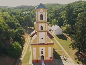 Манастир Грабовац - бисер Епархије будимске Манастир Грабовац - бисер Епархије будимске