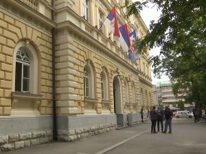 Шта све укључује ђачки динар и ко одлучује како се располаже тим новцем