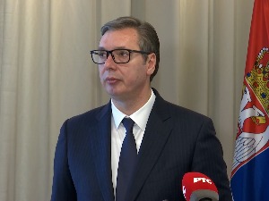 Александар Вучић: Да покушамо да у највећој кризи не извучемо дебљи крај