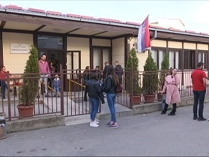 Позив бруцошима из централне Србије - има места на факултетима у Косовској Митровици  