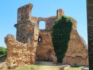 Пут у средиште приче