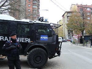 У Кфору узнемирени због слабог одзива за пререгистрацију возила