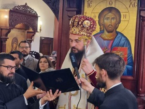 Устоличен епископ западноевропски Јустин 