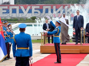 Мухамед бин Зајед у посети Србији, састао се са Вучићем