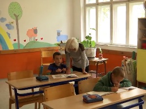 Опстанак мале сеоске школе у селу Пауне надомак Ваљева