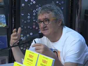 Шта садржи колекција истинитих легенди „1001 рок бисер - луде, смешне и бизарне приче"
