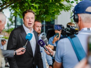 Маск тражи од Пентагона да покрије трошкове Старлинка у Украјини: Не можемо више да издржимо