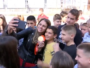 Златна одбојкашица Сара Лозо међу својима у Јагодини