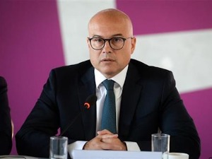 Вучевић поднео оставку на место градоначелника Новог Сада