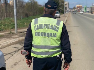 Више од 1.100 возача под дејством алкохола откривено у само три дана, скоро 200 у зонама школе