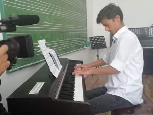 Право на сутра-Мали а велики људи