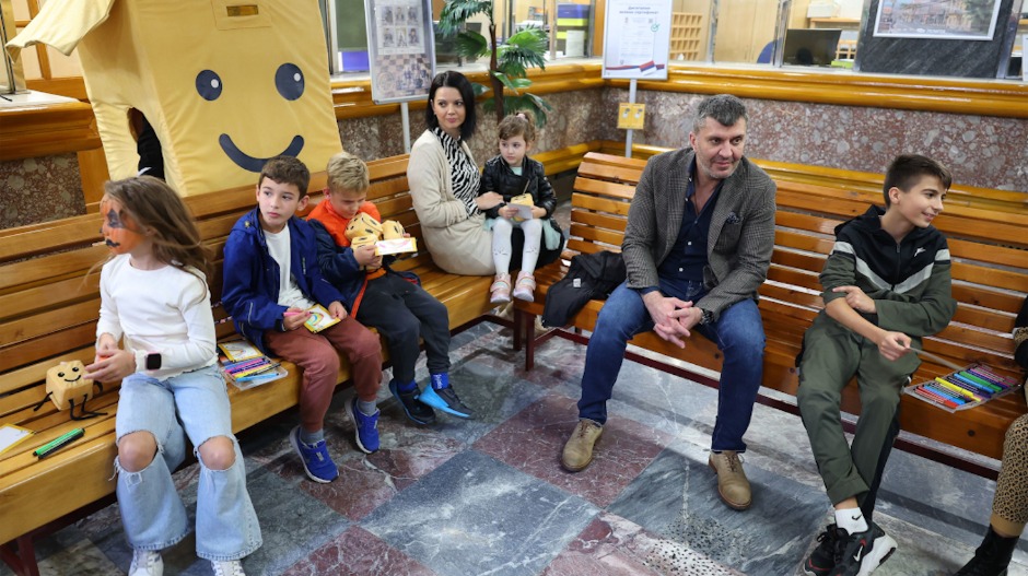 Креативна радионица за најмлађе уочи Ноћи вештица у Главној пошти Креативна радионица за најмлађе уочи Ноћи вештица у Главној пошти