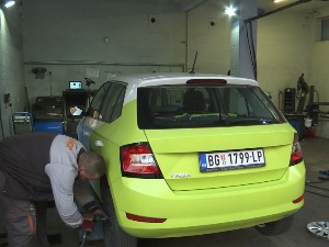 Од данас обавезне зимске гуме - казне од 5.000 до 200.000 динара 