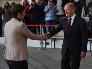 Самит Берлинског процеса – потписани споразуми о дипломама и личним картама; Шолц: Европа потпуна само са Западним Балканом