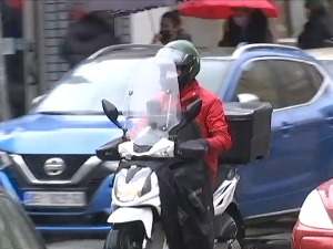 Свака достава доноси зараду, али и ризик – колико су безбедни и достављачи и возачи