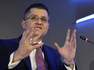 Приштинске власти забраниле Вуку Јеремићу улазак на КиМ