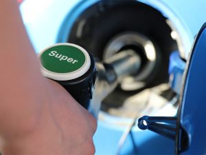 Пет савета како да вам се резервоар спорије празни