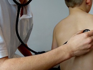 Расте број деце оболеле од синцицијалног вируса, у највећем ризику узраст до годину дана